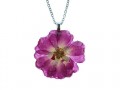 collana in resina rosa